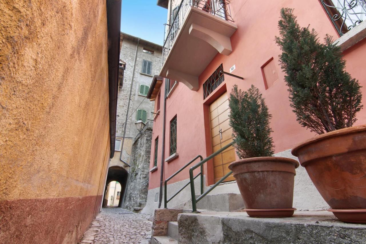 Fogazzaro Lake View Apartment Oria  Extérieur photo